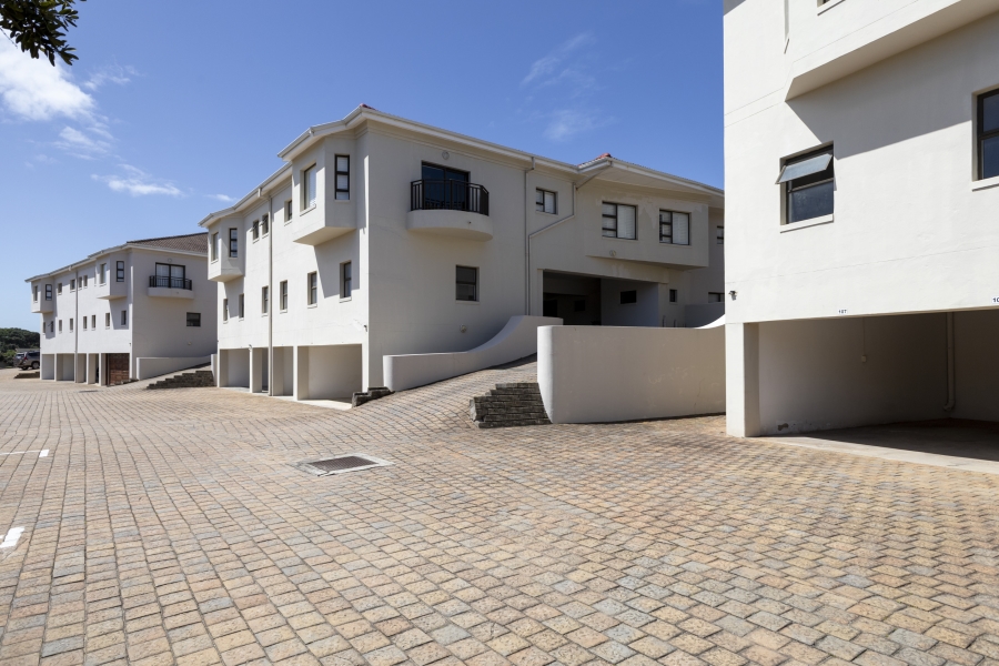 3 Bedroom Property for Sale in West Beach Eastern Cape